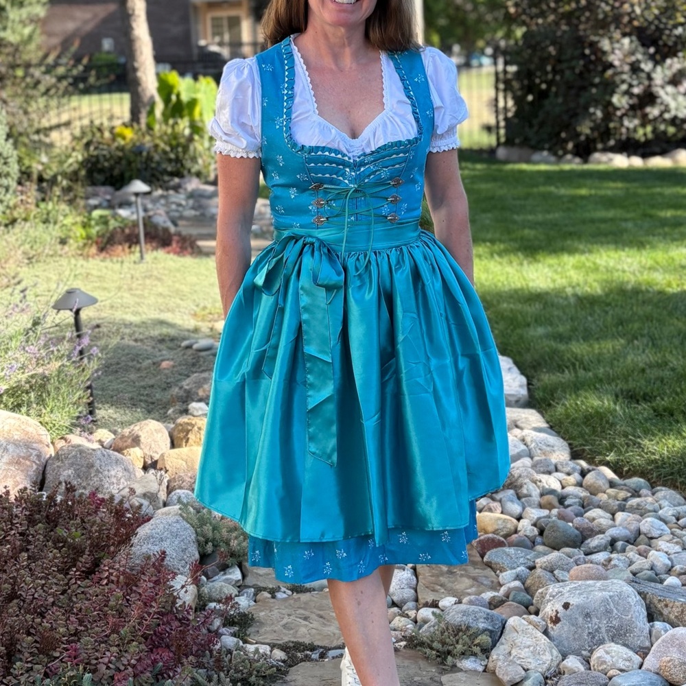 Kruger Turquoise Peacock Floral Dirndl Oktoberfest Dress w Matching Apron
